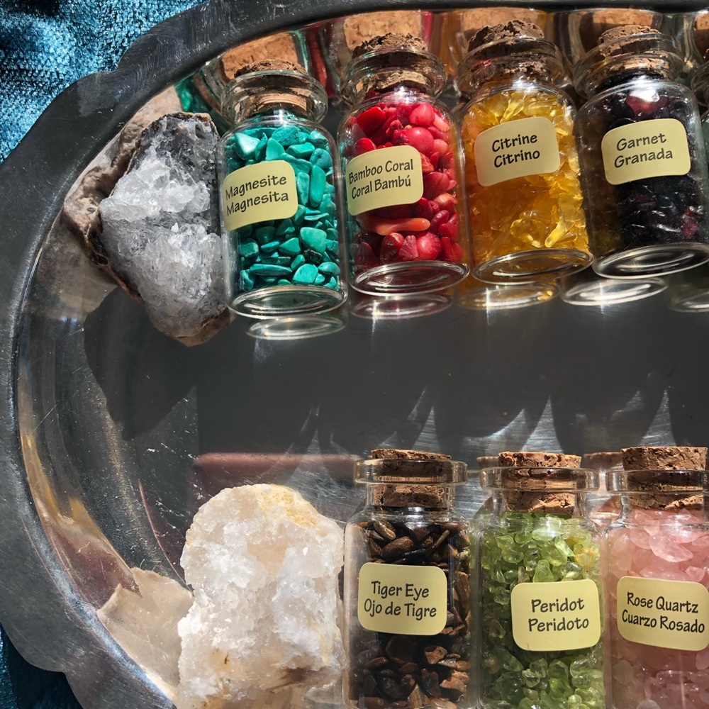 Set of small jar crystals